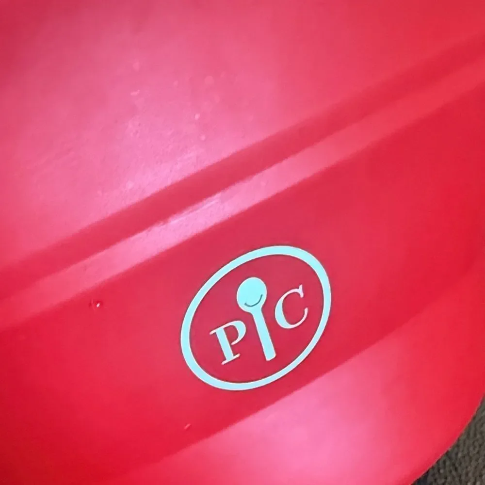 Pampered Chef Vibrant Red Popcorn Maker Microwave silicone